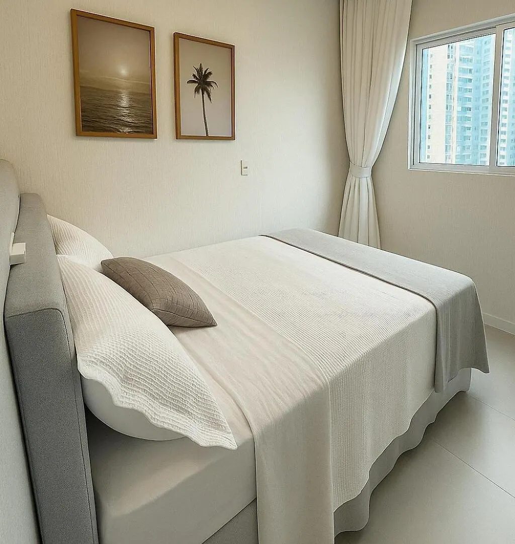 Apartamento Com Varanda Gourmet A 400 M Meia Praia Итапема Апартаменты