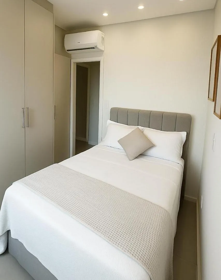 Апартаменты Apartamento Com Varanda Gourmet A 400 M Meia Praia Итапема